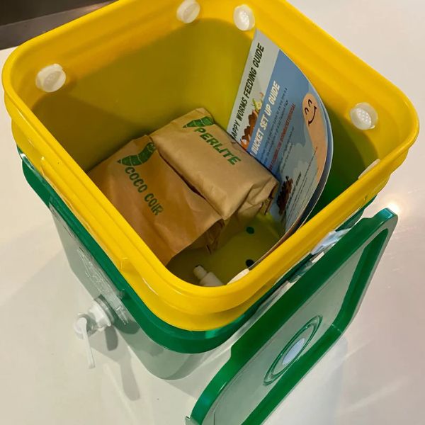 Kit de compostaje para interiores Worm Bucket™